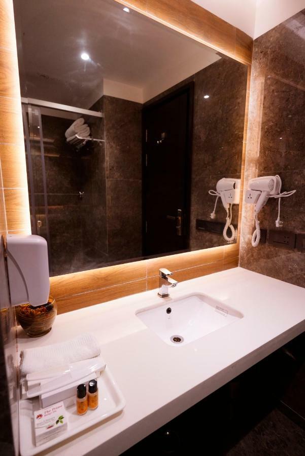 Hotel City Pride With Free Airport Pickup New Delhi Exterior photo