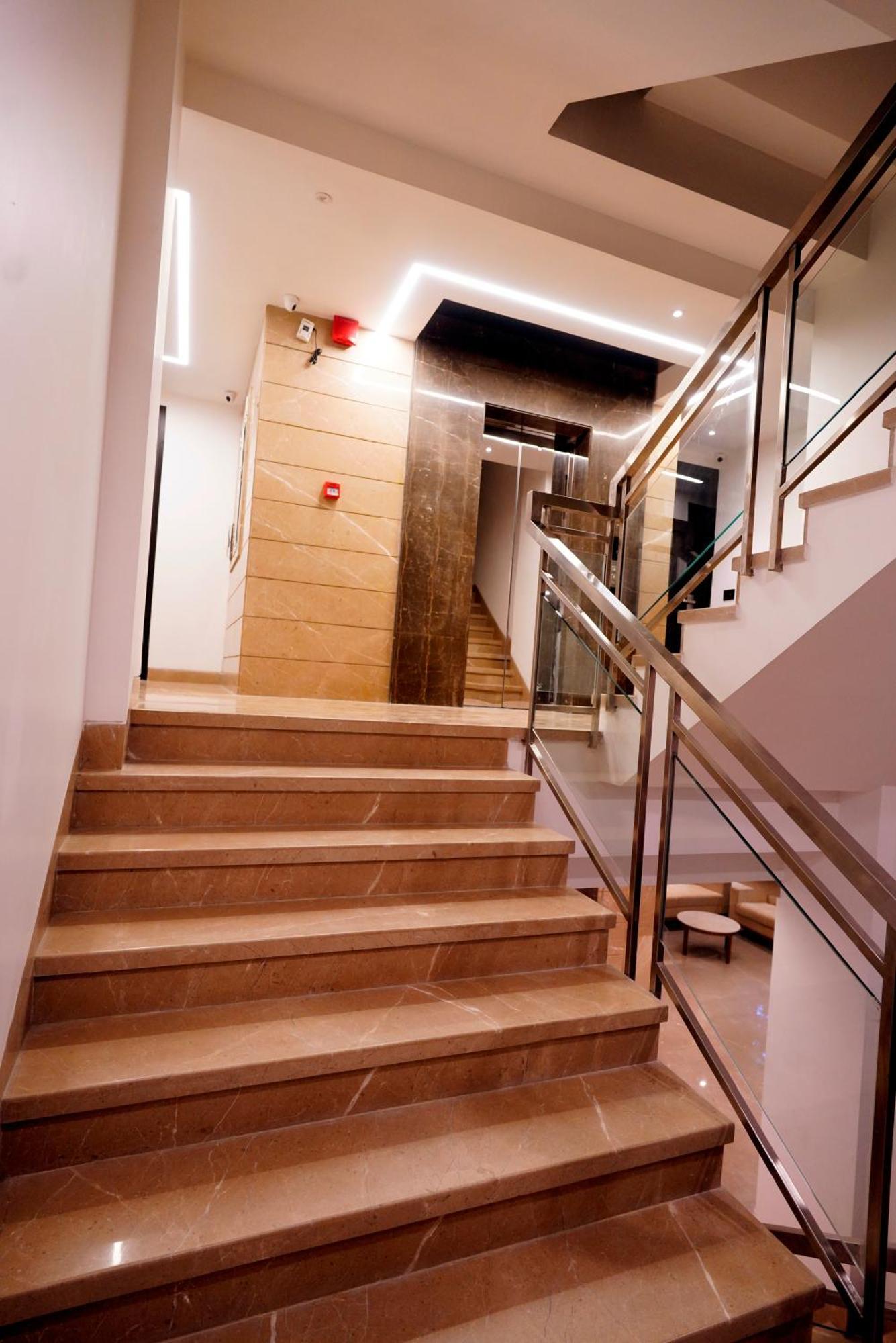 Hotel City Pride With Free Airport Pickup New Delhi Exterior photo